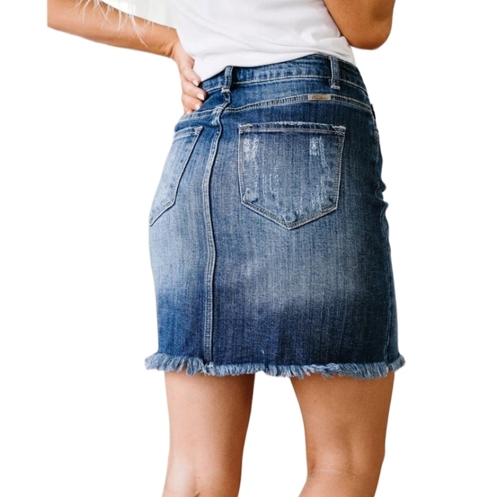 KanCan Frayed Hem Button Down Denim Skirt Size Small Cotton Stretch Distressed - Picture 2 of 9